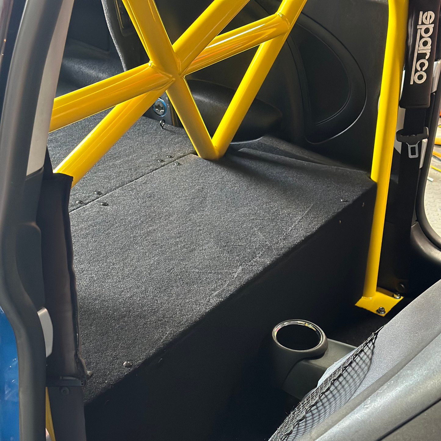 Mini Cooper S R56 Rear seat delete