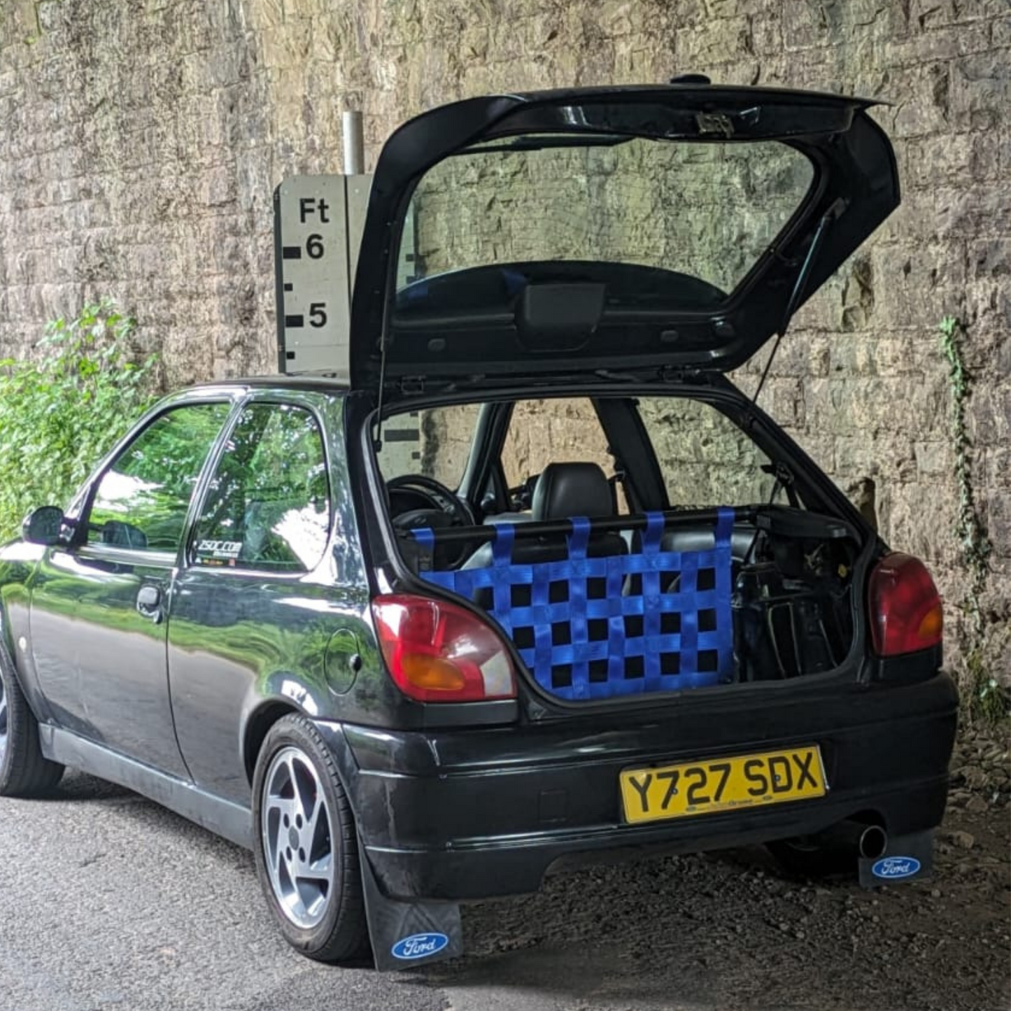 Ford Fiesta Mk4 / Mk5 Zetec S Strut bar and Cargo net