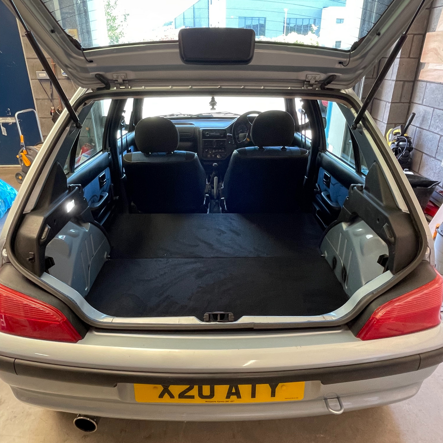 Peugeot 106 GTI Rear seat delete